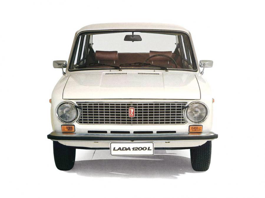  Lada 1200 L (21013) 1977 года  (фото 6 из 11)
